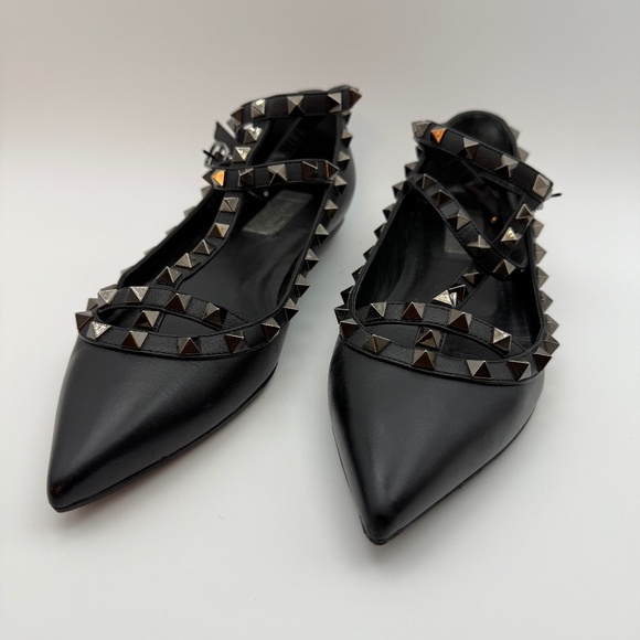 VALENTINO NOIR ROCKSTUD CAGED FLATS BLACK SIZE 37.5 CASALI SOLES AS NEW - Picture 1 of 8